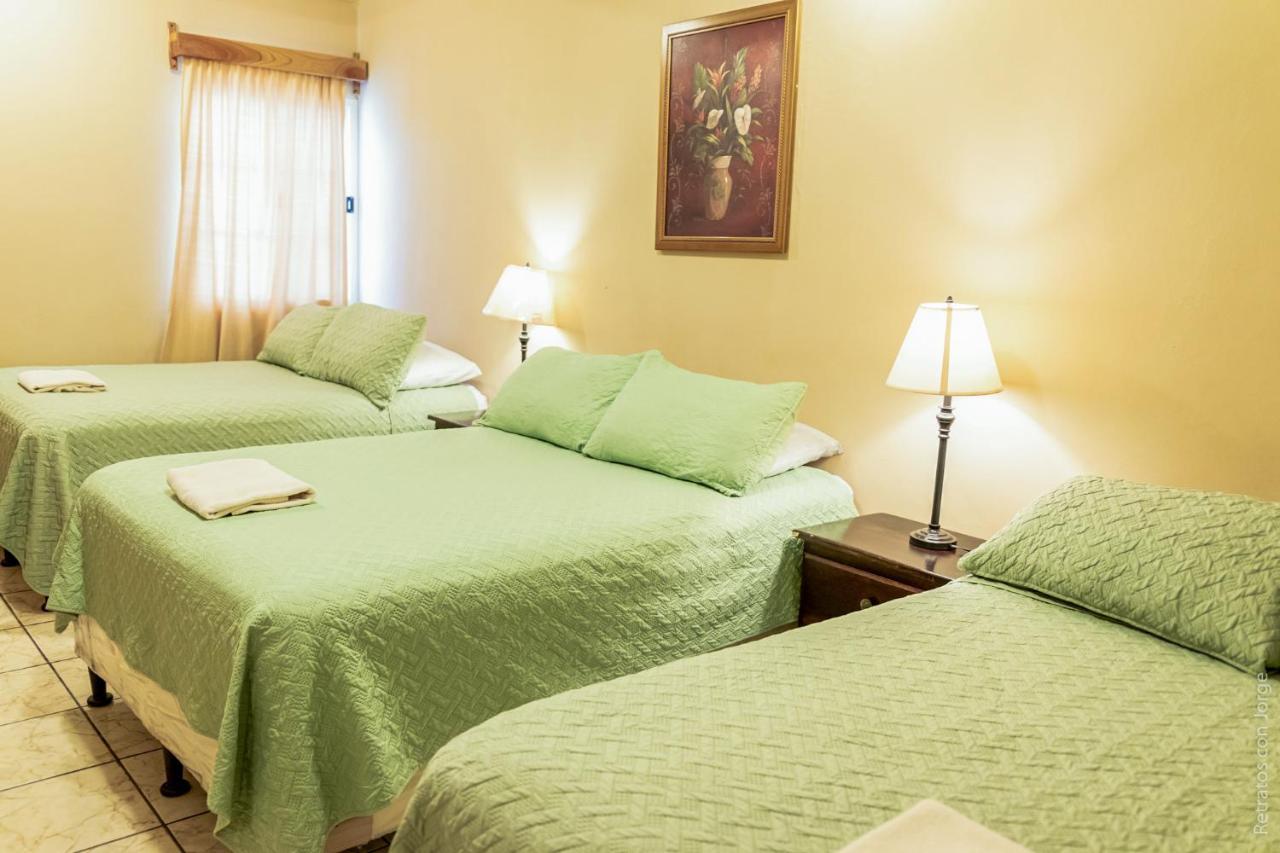 Hotel Las Margaritas La Esperanza 外观 照片
