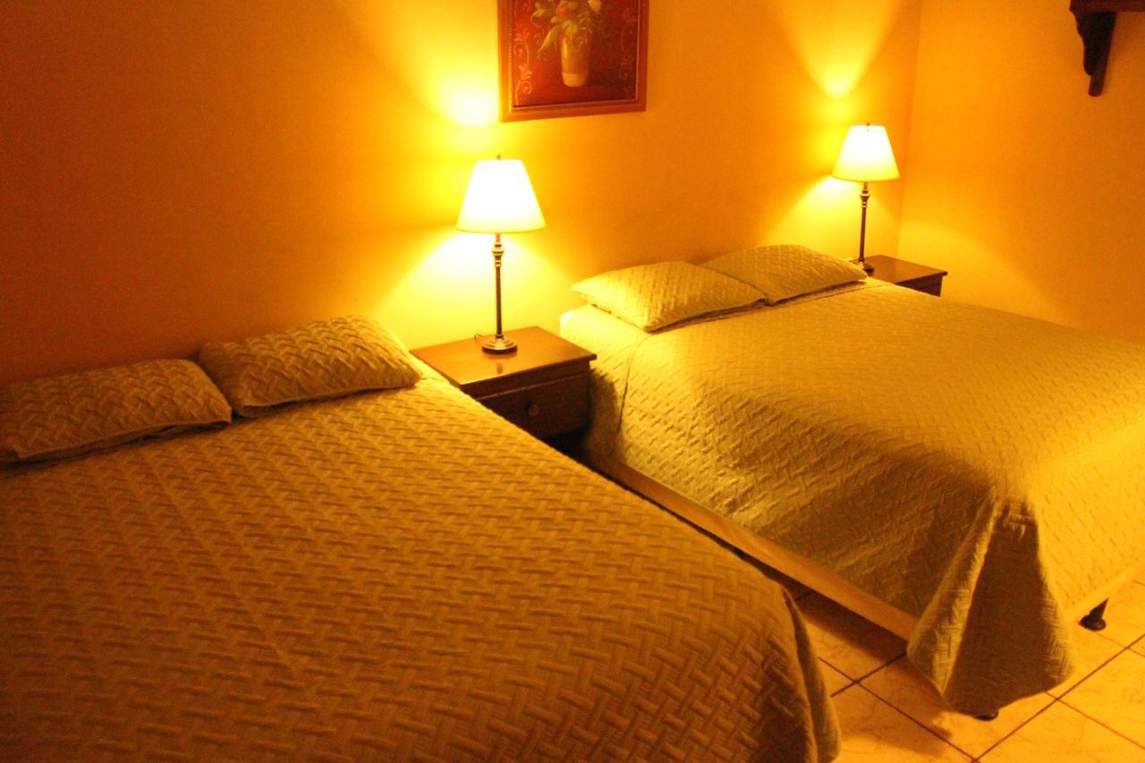 Hotel Las Margaritas La Esperanza 外观 照片